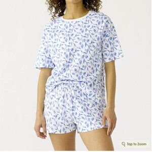 Vera Bradley Blue and White Floral pajama set